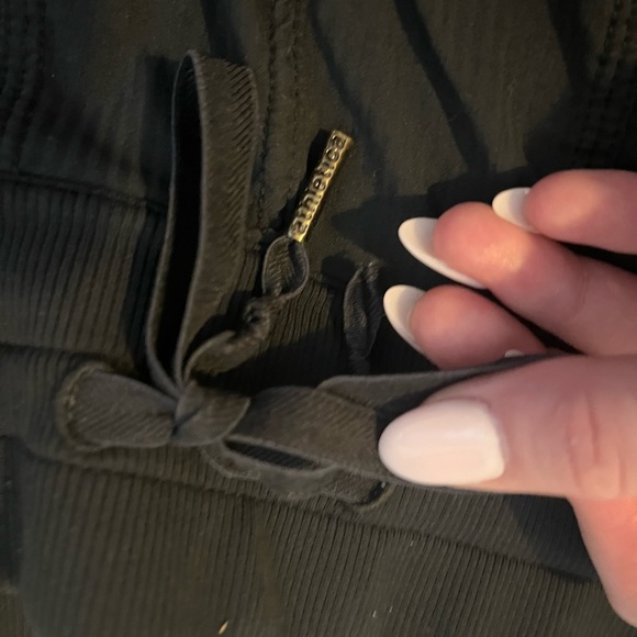 Lululemon Dance Studio pants - Picture 3 of 4